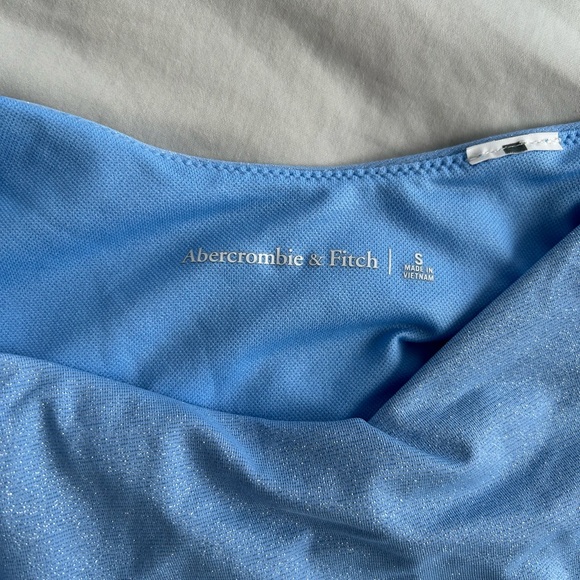 Abercrombie Swim Set - Picture 6 of 7